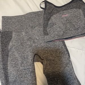 GYMSHARK FLEX WORKOUT SET